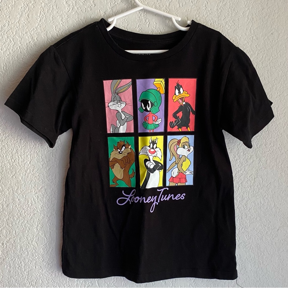 Warner Bros. Size 6/6X Black T-Shirt